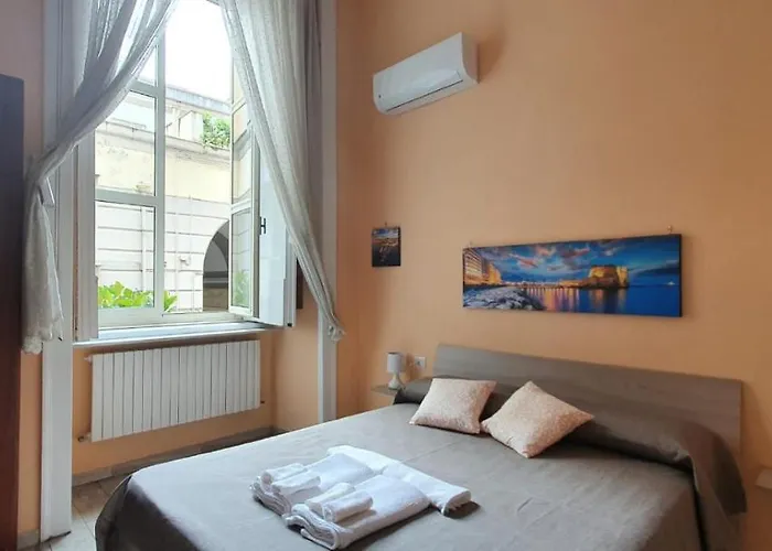 Nocleg ze śniadaniem Le Vie Del Centro - Neapol